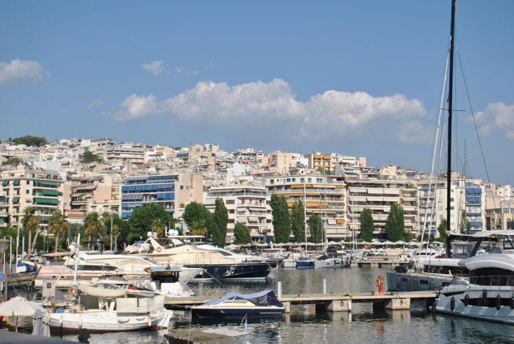Glyfada & Vouliagmeni: Best Beach Day Trips from Athens 2026