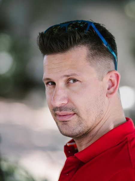 Vaggelis, founder of AthensToursHQ